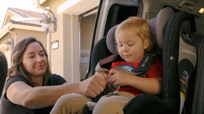 La atleta de Team Toyota Alana Nichols comparte su pasión por la seguridad de los pasajeros infantiles en colaboración con Buckle Up for Life